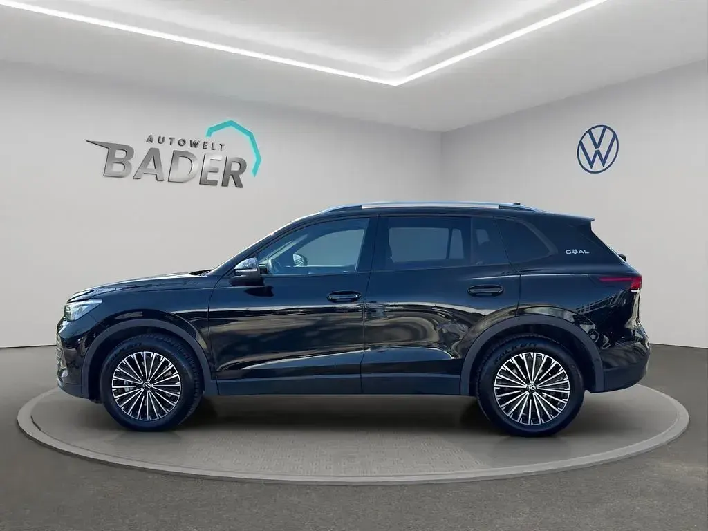 Gebraucht VW Tiguan Life 150 PS (110 kW) 2025 Schwarz SUV