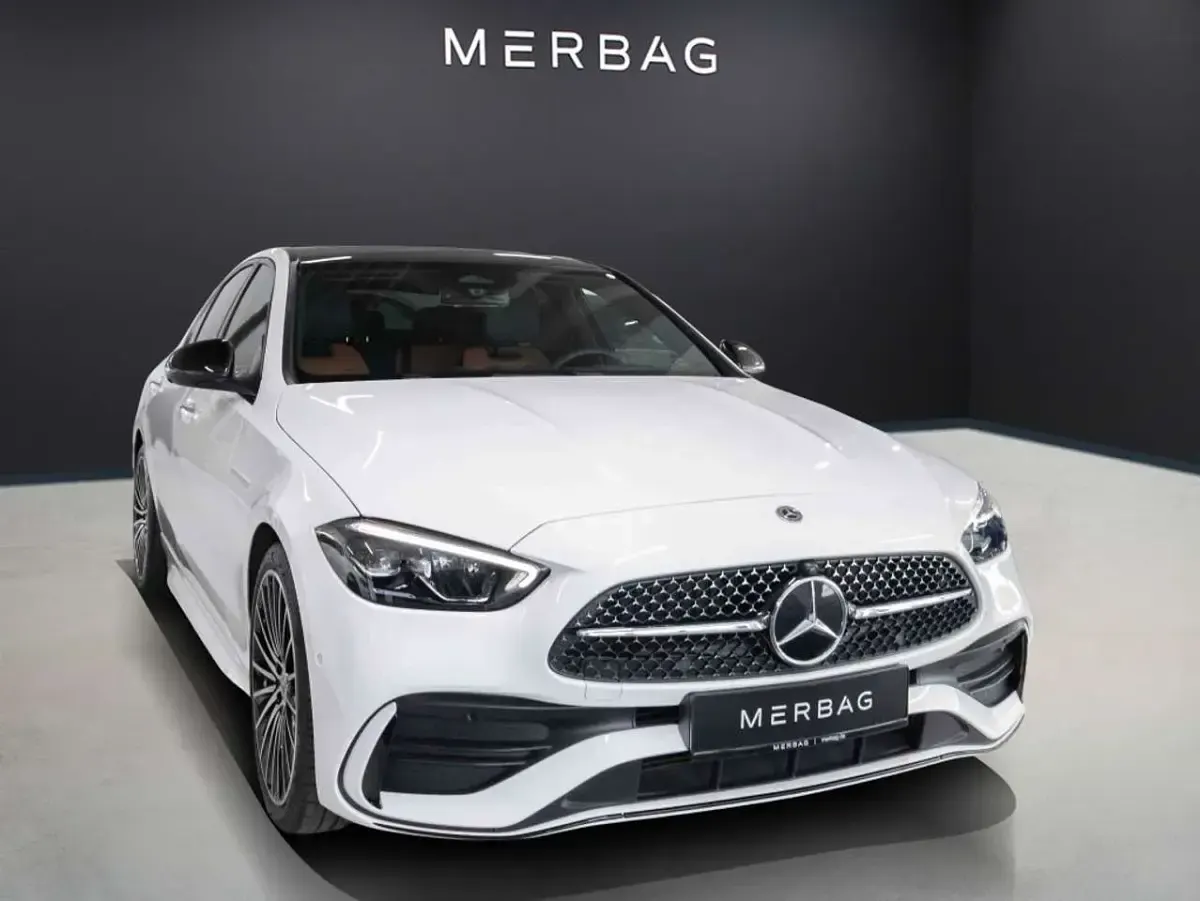 Gebraucht Mercedes C180 AMG 170 PS (125 kW) 2025 Weiß Limousine