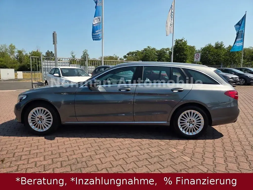 Gebraucht Mercedes C200 184 PS (135 kW) 2018 Grau Kombi