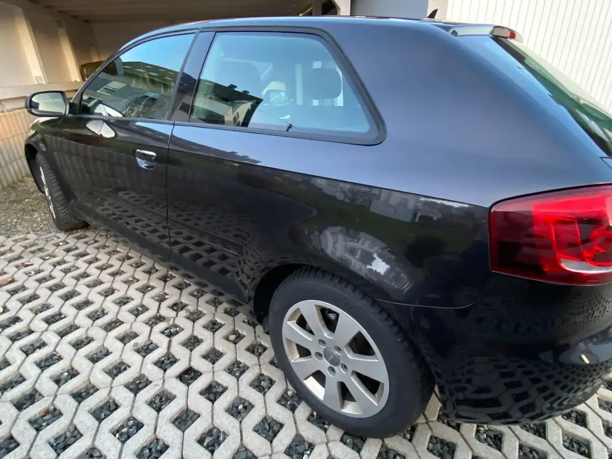 Second-hand Audi A3 Ambiente 125 CP (91 kW) 2012 Gri Hatchback