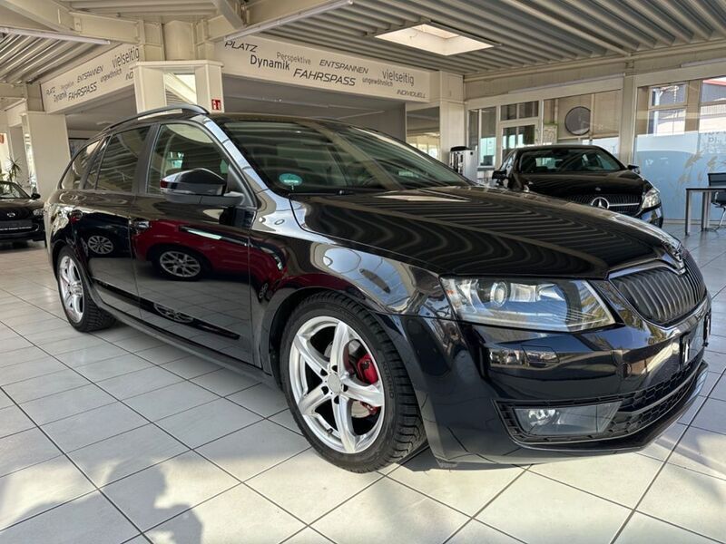 Schwarz Gebraucht 2016 Skoda Octavia Joy Kombi | 6.990 € (Guter Preis) - Bild 1/4