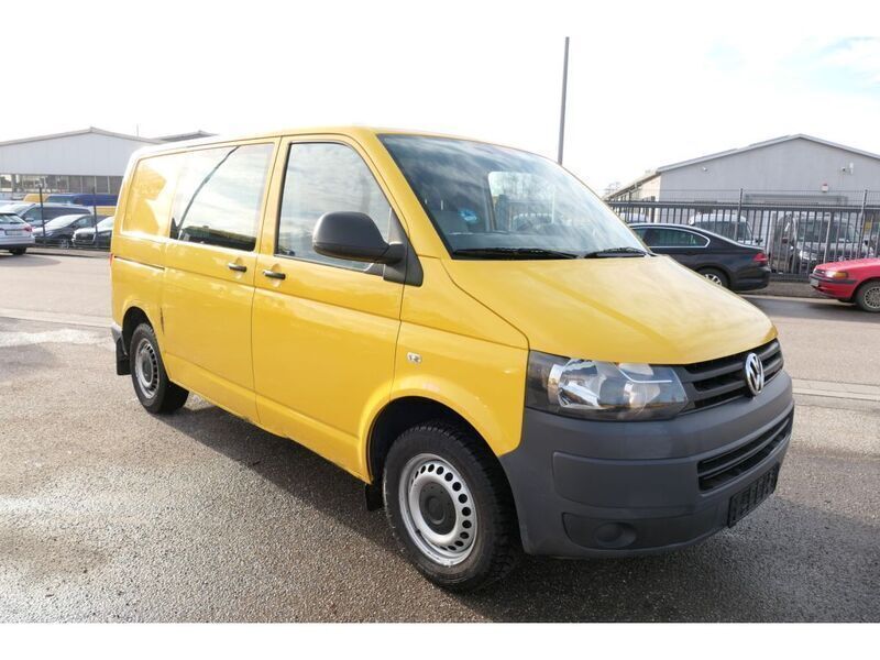 Gebraucht VW T5 84 PS (61 kW) 2012 Ginstergelb r1032 Van