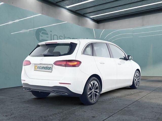 Gebraucht Mercedes B180 Progressive 136 PS (100 kW) 2024 Weiß Kleinwagen