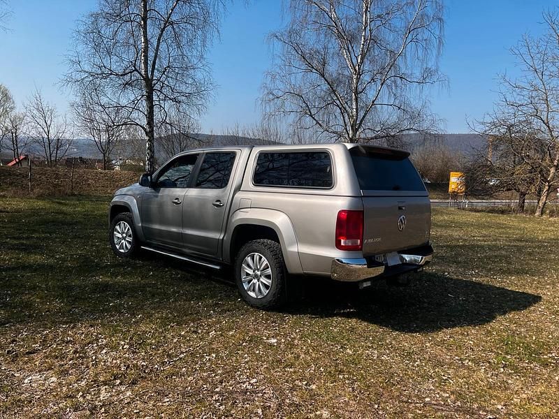 Gebraucht VW Amarok Highline 179 PS (131 kW) 2013 Gold Pickup
