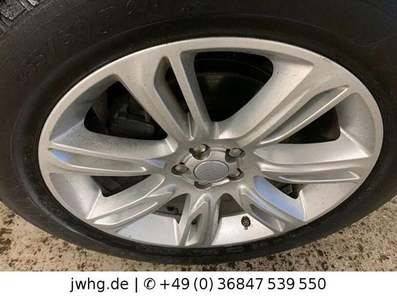 Gebraucht Land Rover Range Rover Velar S 241 PS (177 kW) 2020 Santorini black SUV