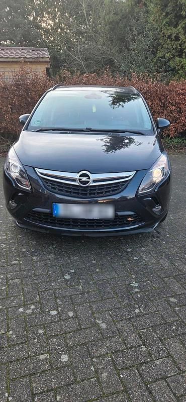 Schwarz Gebraucht 2015 Opel Zafira Van / Kleinbus | 5.199 € (Fairer Preis) - Bild 1/4