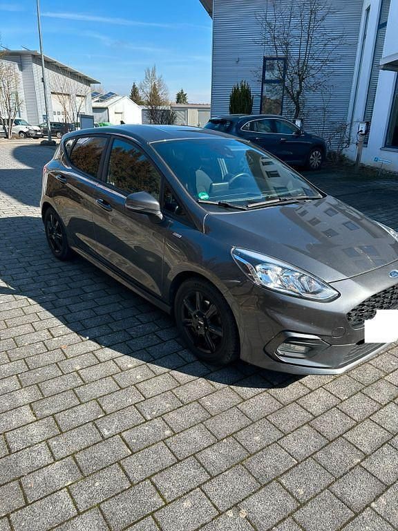 Gebraucht Ford Fiesta Active 125 PS (91 kW) 2018 Grau Kleinwagen