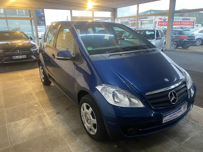 Gebraucht Mercedes A160 95 PS (69 kW) 2011 Blau Van / Kleinbus