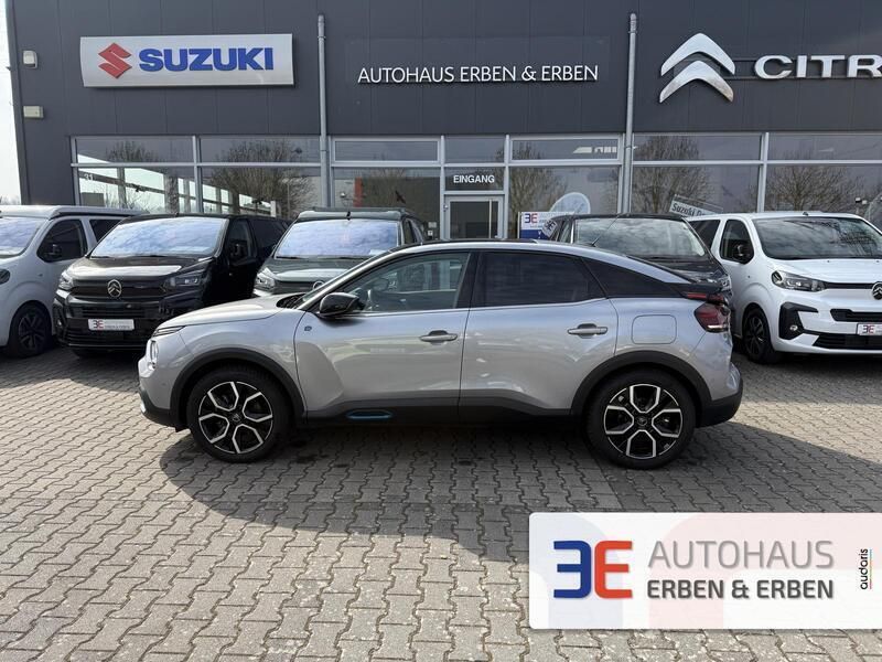 Grau Gebraucht 2022 Citroën e-C4 Shine Limousine | 20.990 € (Fairer Preis) - Bild 1/4