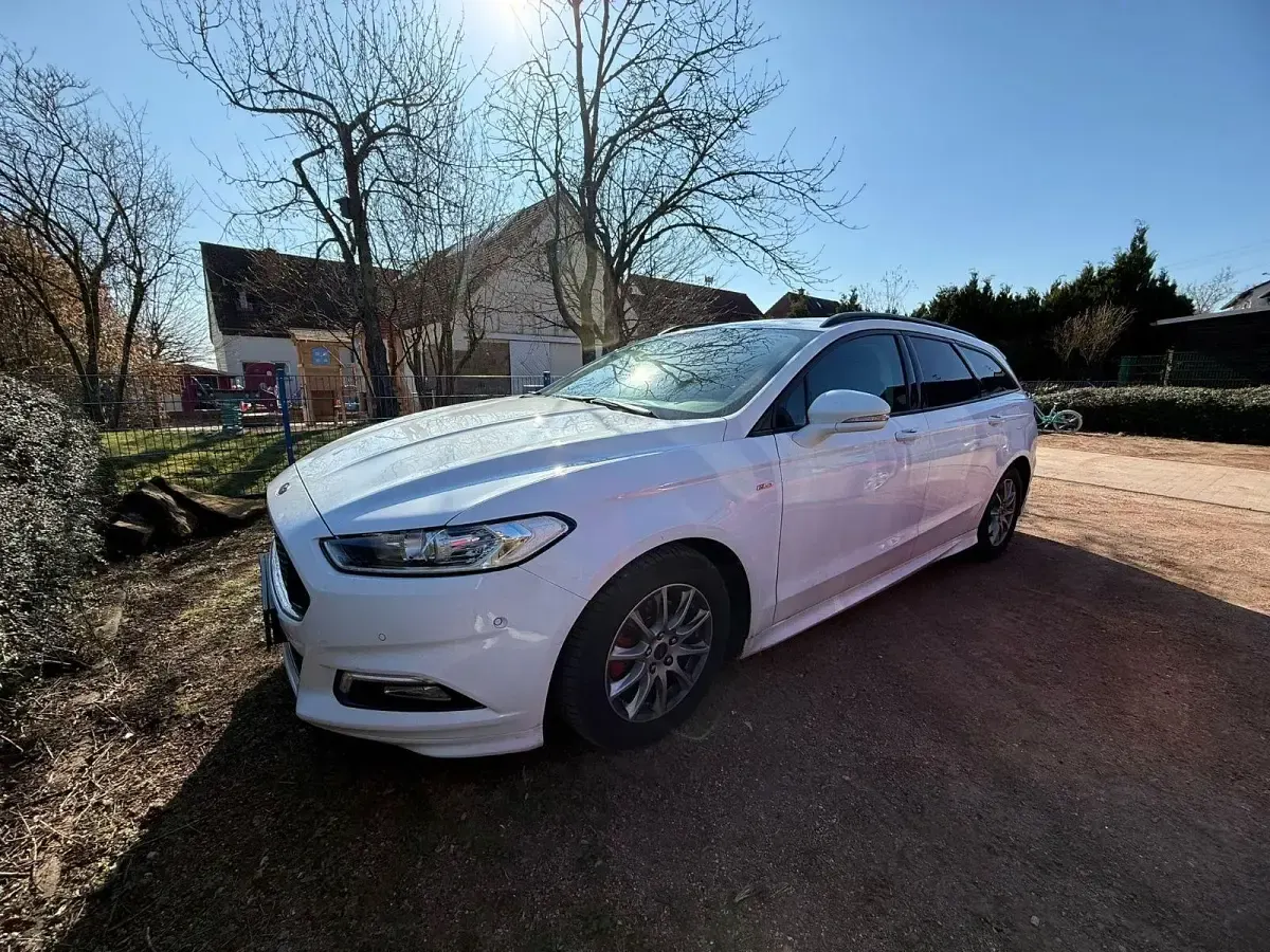 Używany Ford Mondeo ST 241 KM (177 kW) 2017 Biały Kombi