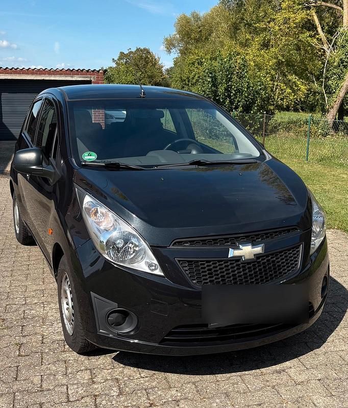 Schwarz Gebraucht 2010 Chevrolet Spark Kleinwagen | 2.650 € (Fairer Preis) - Bild 1/4