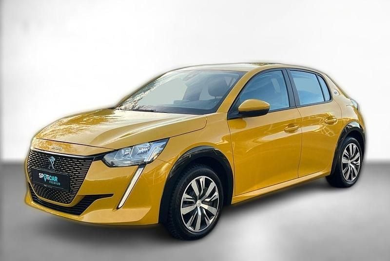 Gebraucht Peugeot e-208 Active 100 kW (136 PS) 2021 Gelb metallic Kleinwagen