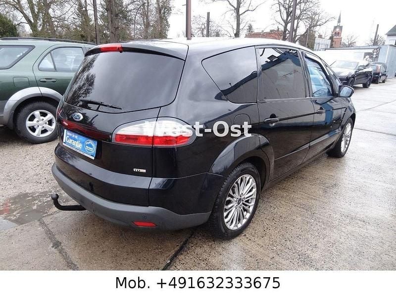 Gebraucht Ford S-MAX Titanium 140 PS (102 kW) 2008 Schwarz Van / Kleinbus