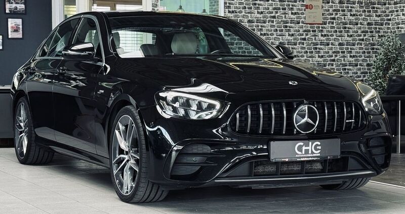 Obsidianschwarz lack Gebraucht 2021 Mercedes E53 AMG AMG Limousine | 54.990 € (Fairer Preis) - Bild 1/4