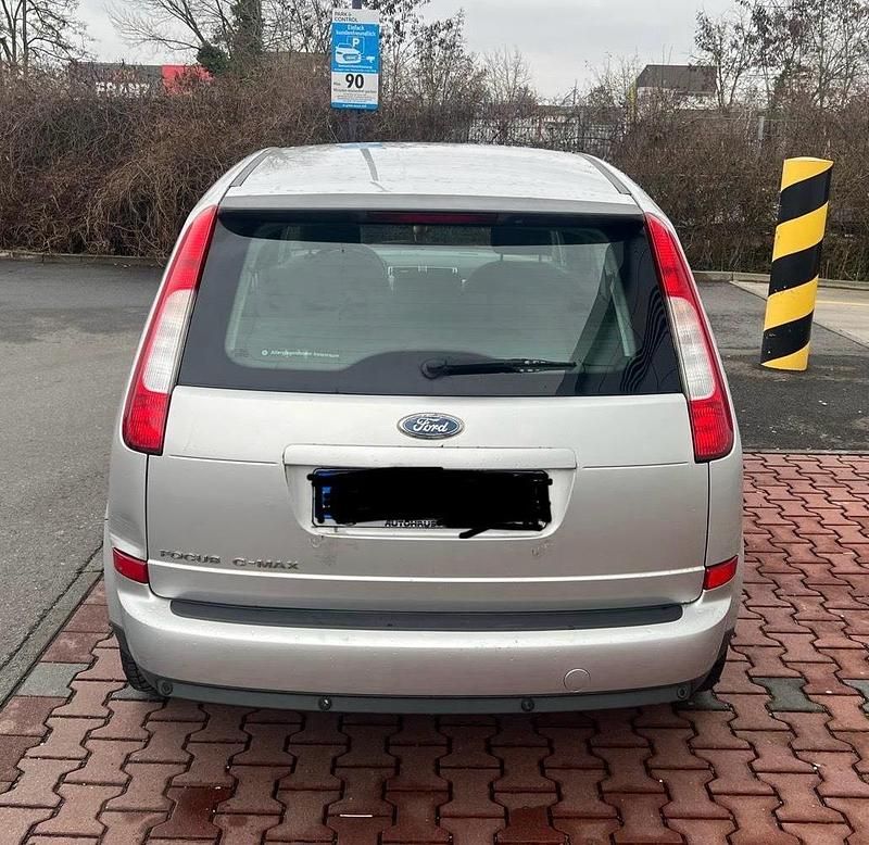 Gebraucht Ford Focus Ghia 125 PS (91 kW) 2006 Silber Kombi