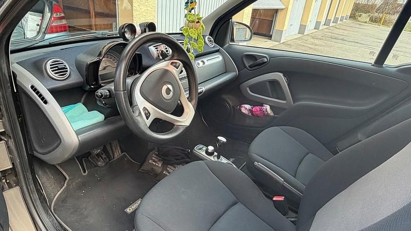 Gebraucht Smart ForTwo Coupé 71 PS (52 kW) 2010 Grau Coupé