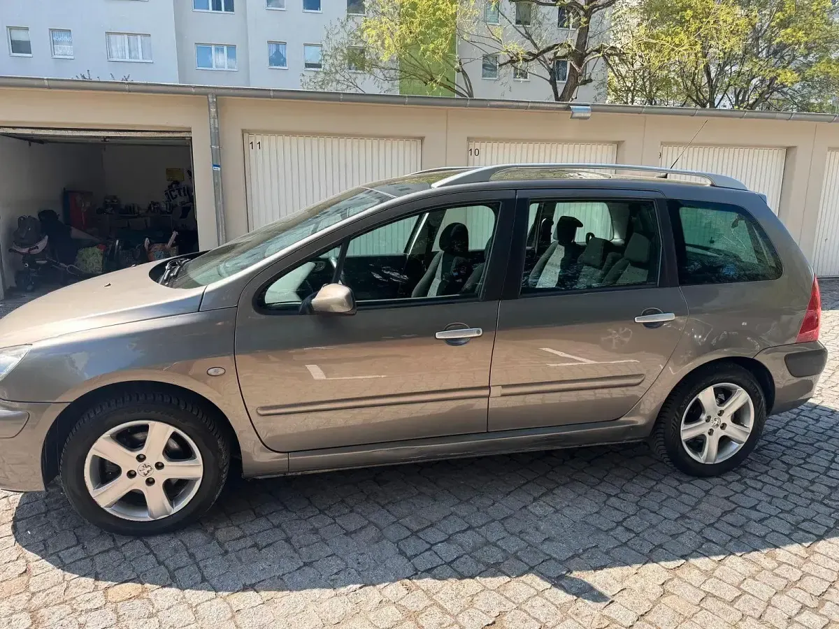 Gebraucht Peugeot 307 109 PS (80 kW) 2004 Limousine