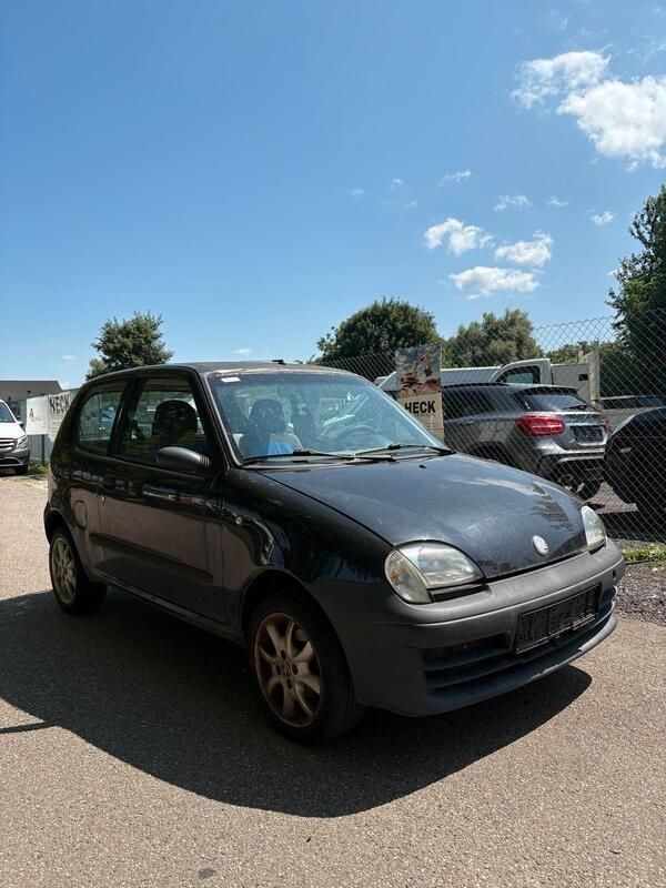 Schwarz Gebraucht 2004 Fiat Seicento Kleinwagen | 300 € - Bild 1/4