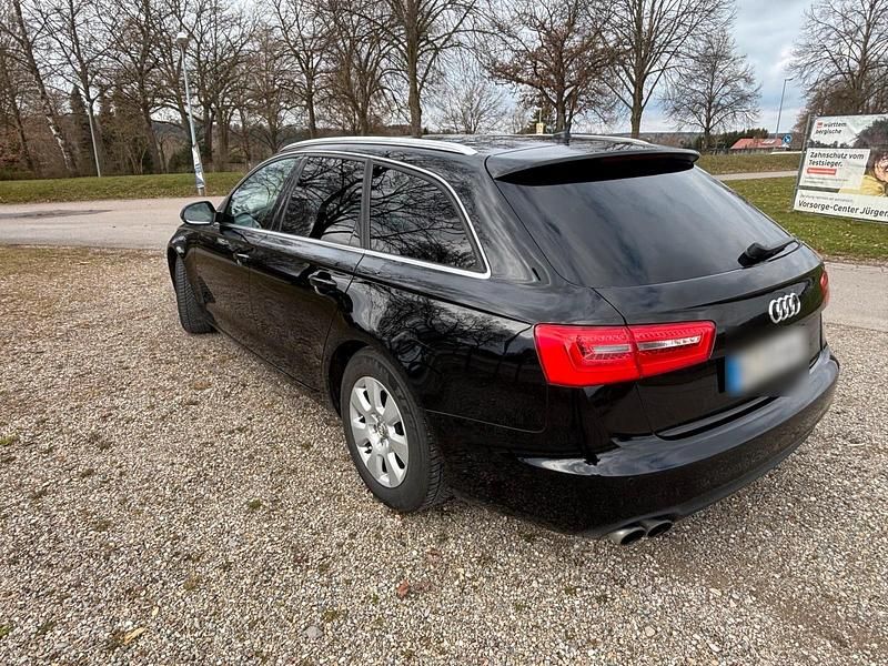 Gebraucht Audi A6 177 PS (130 kW) 2013 Schwarz Kombi