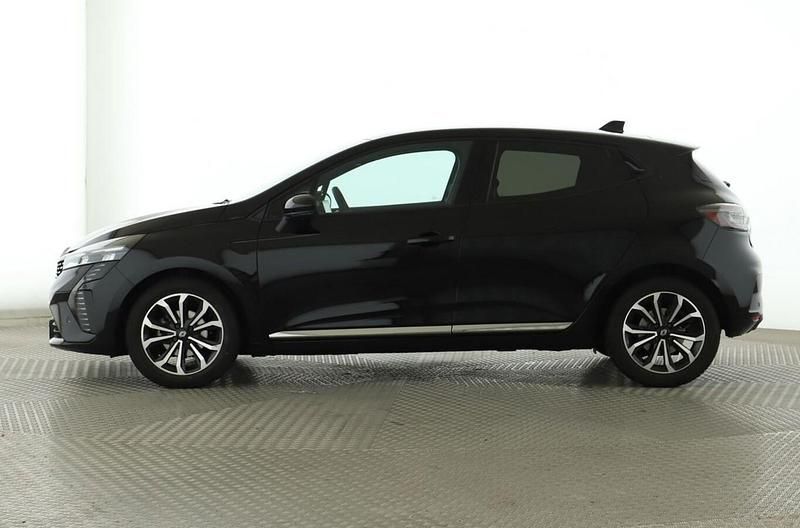 Gebraucht Renault Clio V Techno 91 PS (66 kW) 2025 Blackpearlschwarz metallic