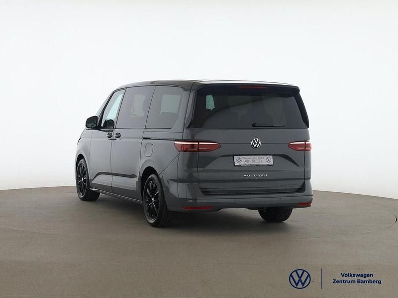 Gebraucht VW Multivan Edition 150 PS (110 kW) 2025 Schwarz Van