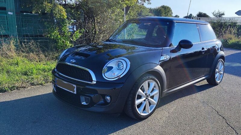 Schwarz Gebraucht 2011 Mini Cooper SD Kleinwagen | 7.499 € (Fairer Preis) - Bild 1/4