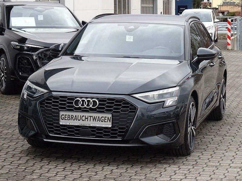 Gebraucht Audi A3 Advanced 150 PS (110 kW) 2021 Grau Limousine