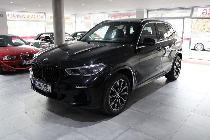 Saphirschwarz Gebraucht 2019 BMW X5 M Sport SUV | 39.990 € (Fairer Preis) - Bild 1/4