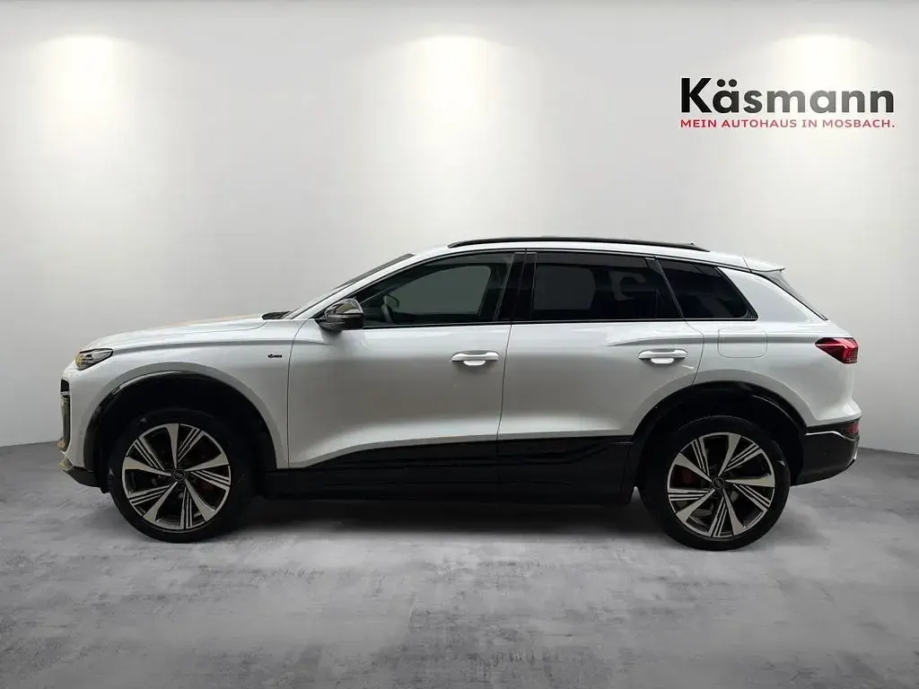 Usata Audi Q6 e-tron S-Line 284 kW (387 CV) 2025 Bianco SUV