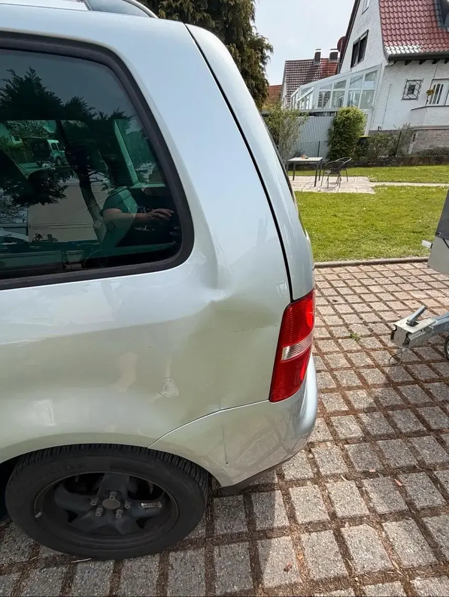 Gebraucht VW Touran 140 PS (102 kW) 2004 Grau Van / Kleinbus
