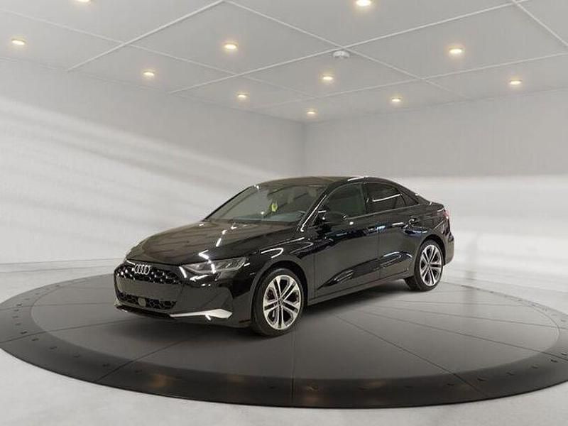 Gebraucht Audi A3 Advanced Plus 150 PS (110 kW) 2025 Schwarz Limousine