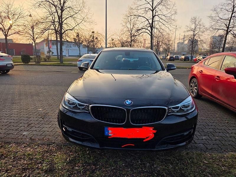 Gebraucht BMW 318 Gran Turismo 150 PS (110 kW) 2016 Braun Limousine