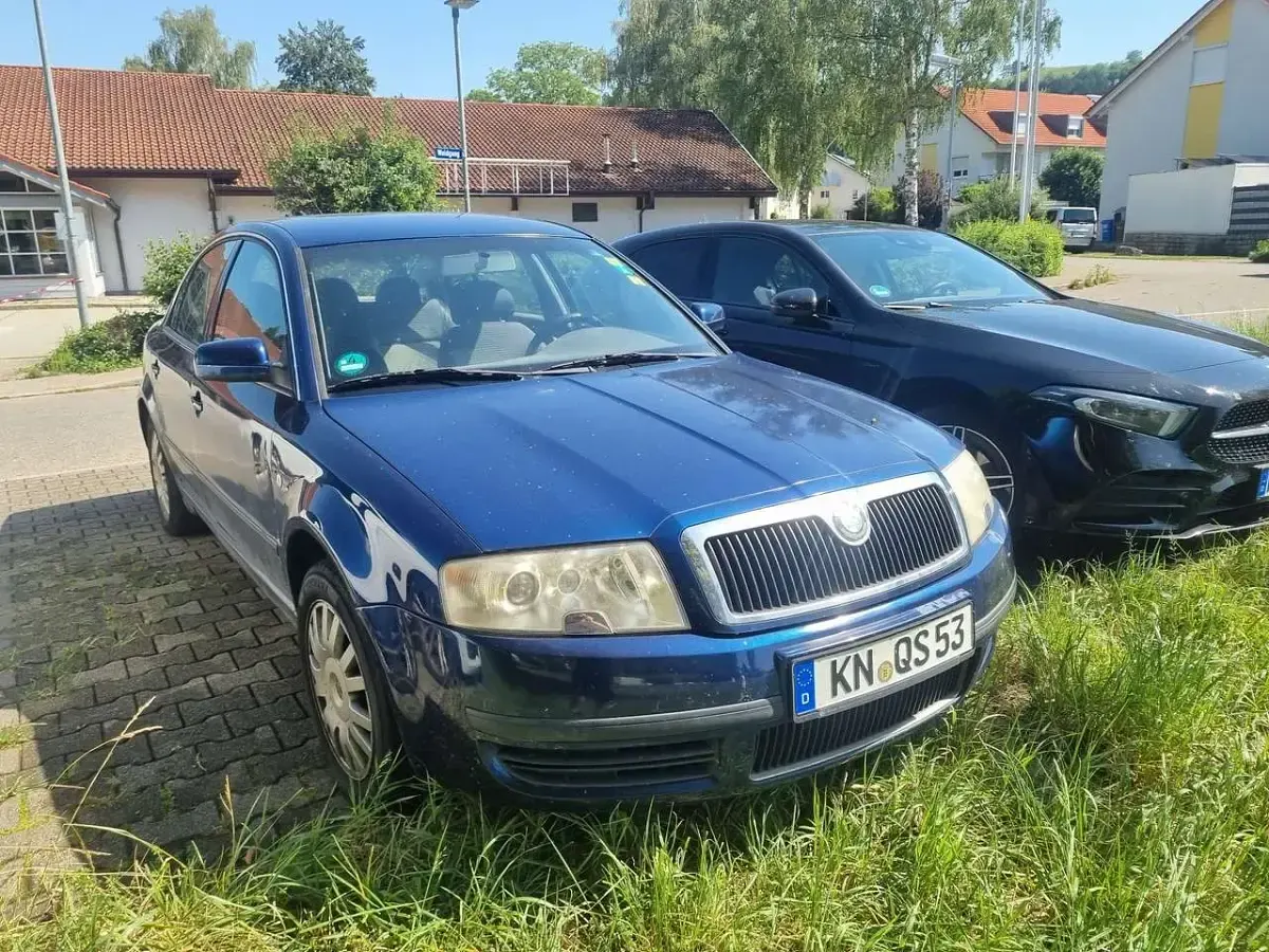 Gebraucht Skoda Superb Classic 140 PS (102 kW) 2005 Blau Limousine