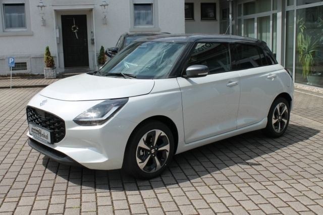 Weiß Neu 2025 Suzuki Swift Comfort+ Kleinwagen | 19.900 € - Bild 1/4