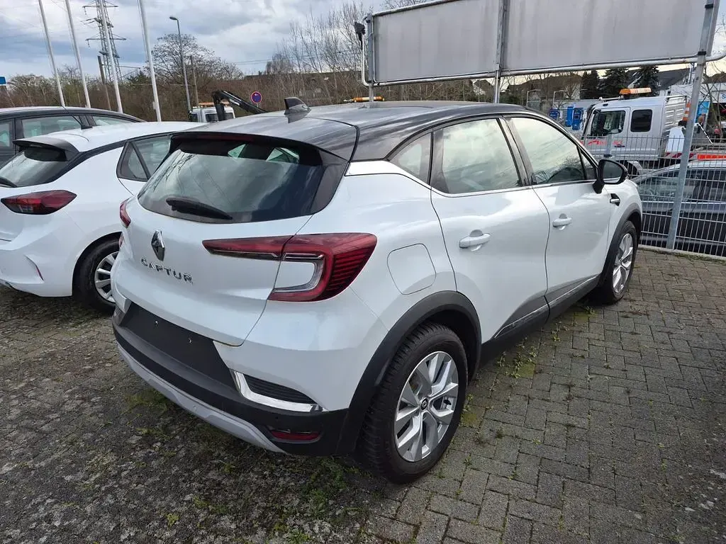 Gebraucht Renault Captur Intens 91 PS (66 kW) 2021 Weiß SUV