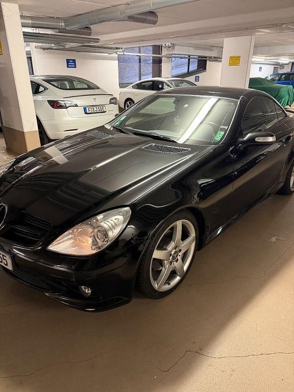 Schwarz Gebraucht 2007 Mercedes SLK200 Cabrio | 6.990 € (Guter Preis) - Bild 1/4
