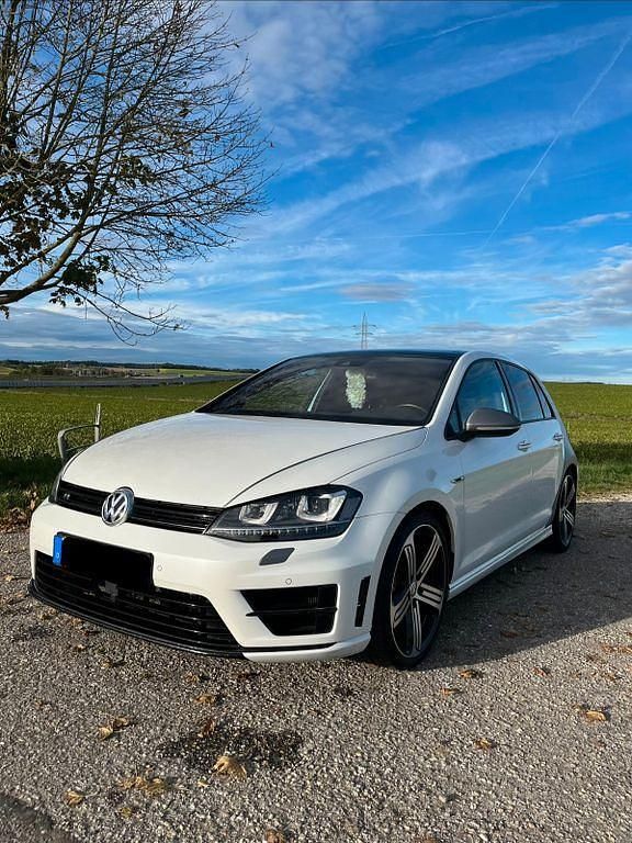 Weiß Gebraucht 2015 VW Golf R Limousine | 21.900 € (Teuer) - Bild 1/4