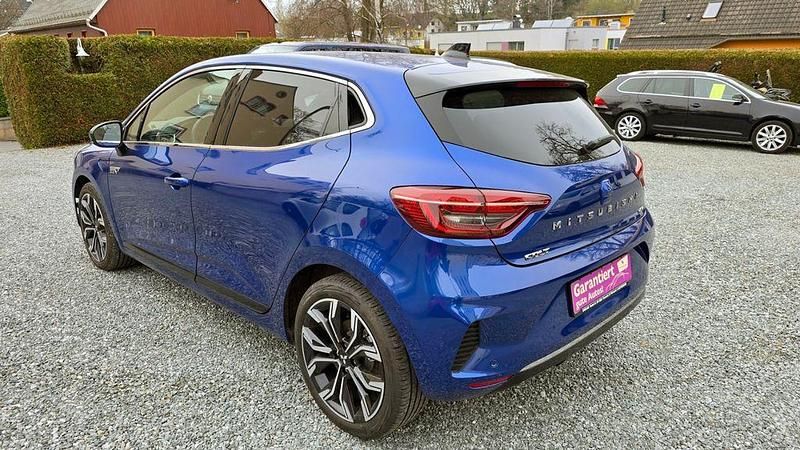 Neu Mitsubishi Colt Edition 143 PS (105 kW) 2025 Royalblau (m) Kleinwagen