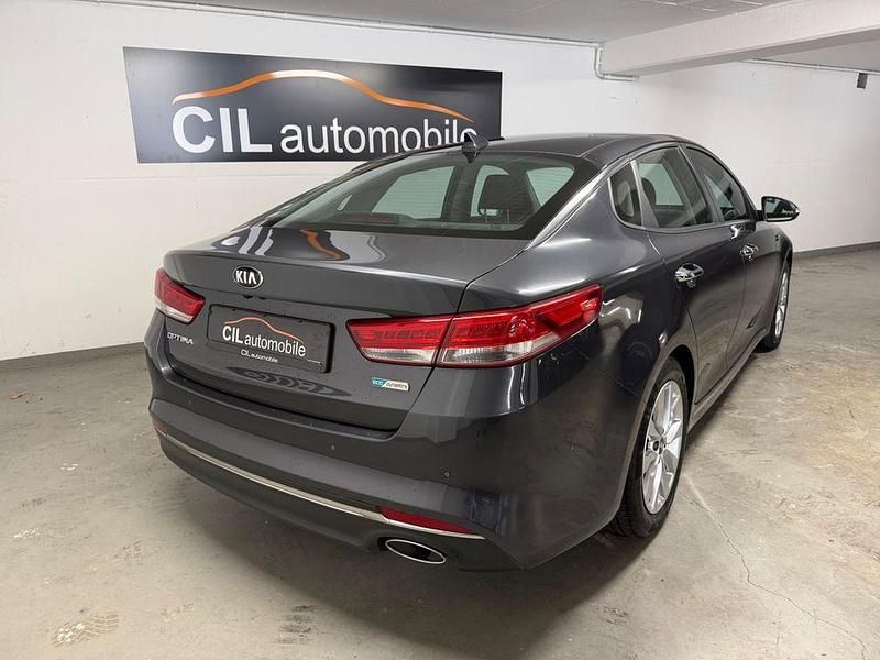 Gebraucht Kia Optima Spirit 141 PS (103 kW) 2016 Grau Limousine