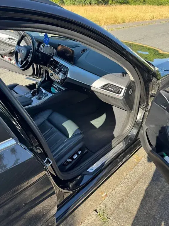 Gebraucht BMW 530 265 PS (194 kW) 2018 Schwarz Kombi