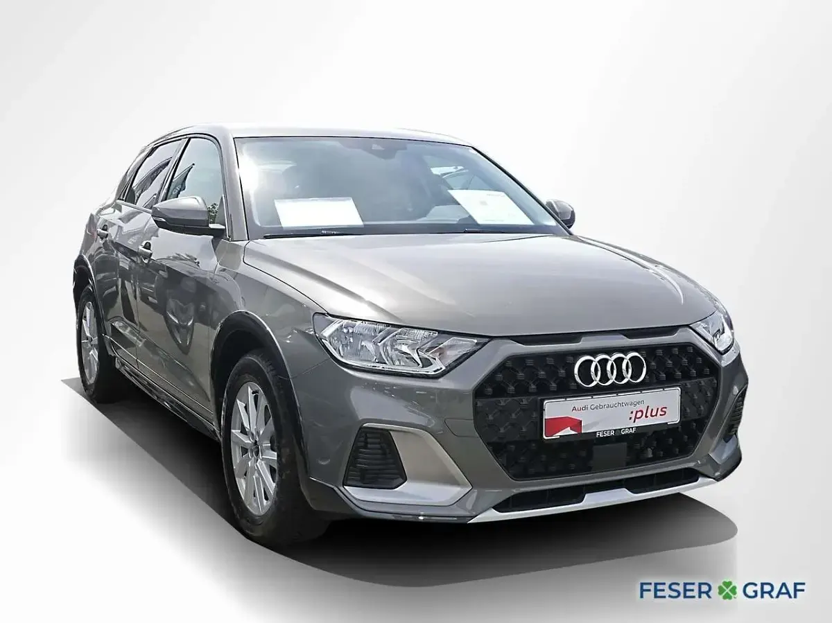 Gebraucht Audi A1 Sport 116 PS (85 kW) 2025 Chronosgrau metallic SUV