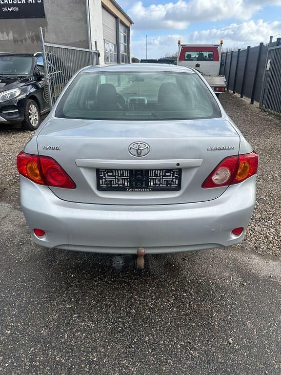 Gebraucht Toyota Corolla 124 PS (91 kW) 2009 Grau Limousine