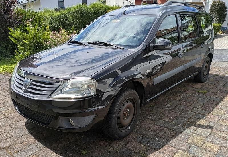 Gebraucht Dacia Logan MCV Lauréate 105 PS (77 kW) 2012 Schwarz Van / Kleinbus