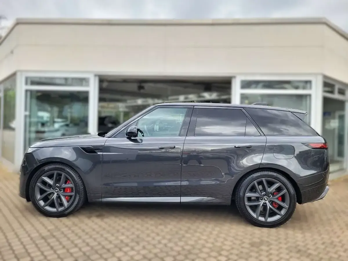 Gebraucht Land Rover Range Rover Sport HSE Dynamic 441 PS (324 kW) 2022 Grau SUV