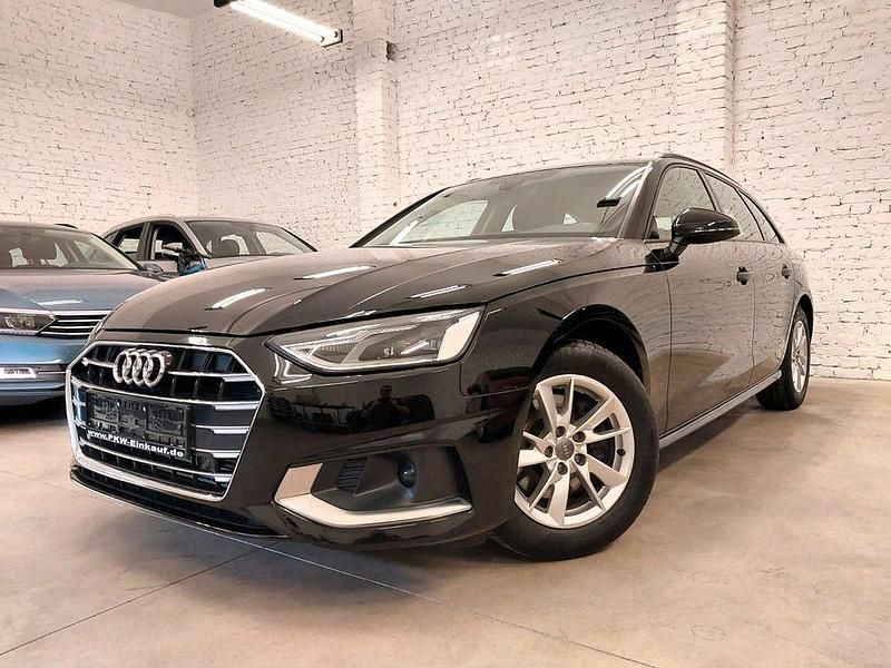 Gebraucht Audi A4 Advanced Plus 150 PS (110 kW) 2022 Schwarz Kombi