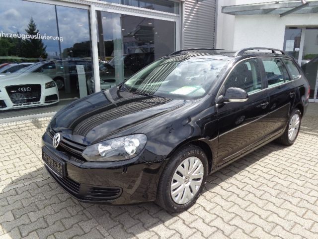 Gebraucht VW Golf VII 105 PS (77 kW) 2013 Schwarz Kombi
