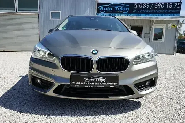 Gebraucht BMW 218 Active Tourer Advantage 150 PS (110 kW) 2016 Grau Van / Kleinbus