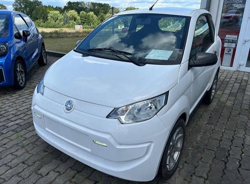 Weiß Gebraucht 2018 Aixam Minauto Kleinwagen | 8.200 € - Bild 1/4