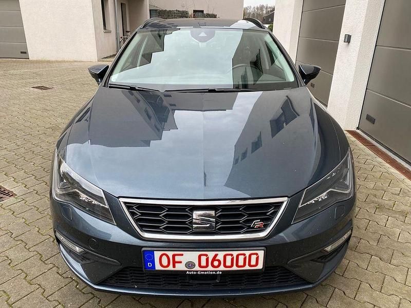 Grau Gebraucht 2018 Seat Leon ST FR Kombi | 15.800 € (Etwas zu teuer) - Bild 1/4