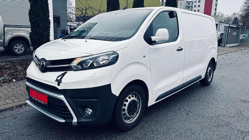 Gebraucht Toyota Proace 116 PS (85 kW) 2017 Weiß Van / Kleinbus